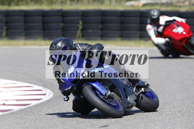 Archiv-2025/48 25.08.2025 Cornu Master School ADR/rot-rouge/349